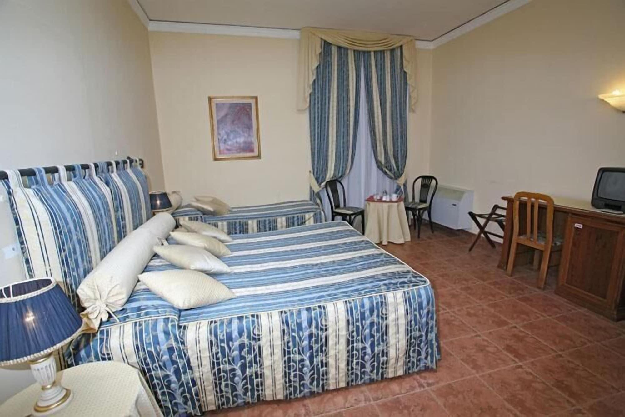 Hotel Alinari Флоренция Экстерьер фото